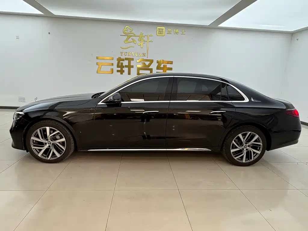 Mercedes-Benz E-Class — миниатюра 4