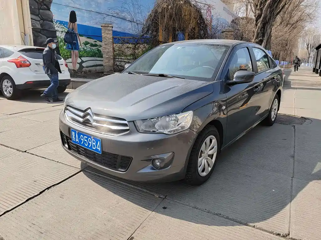 Citroen Elysee — миниатюра 3