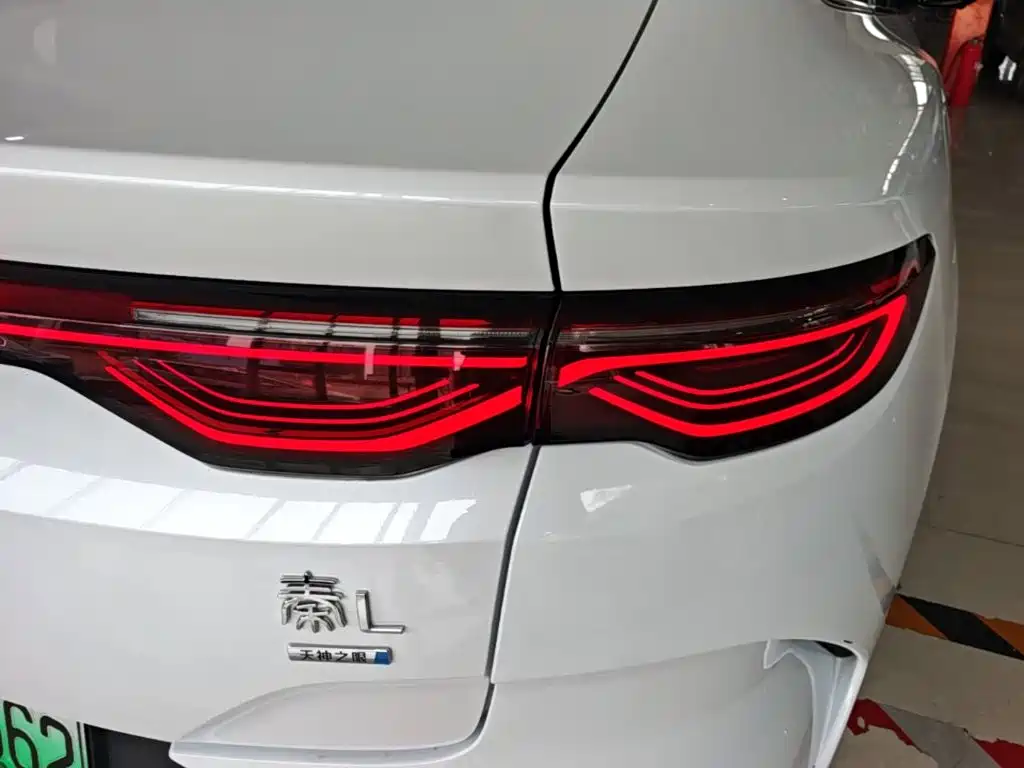 BYD Qin L — миниатюра 8