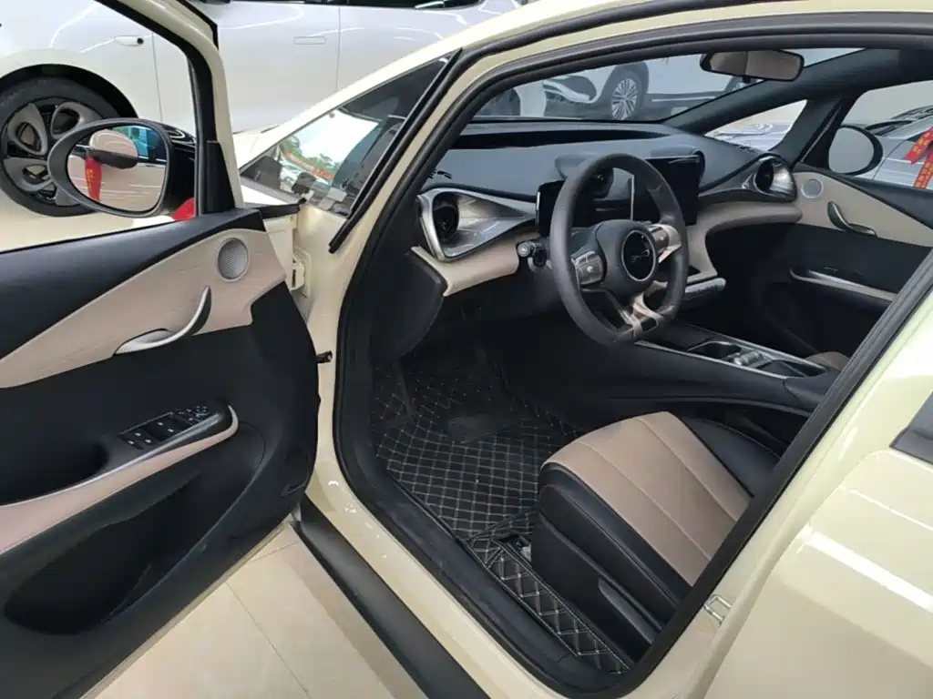 BYD Dolphin — миниатюра 16