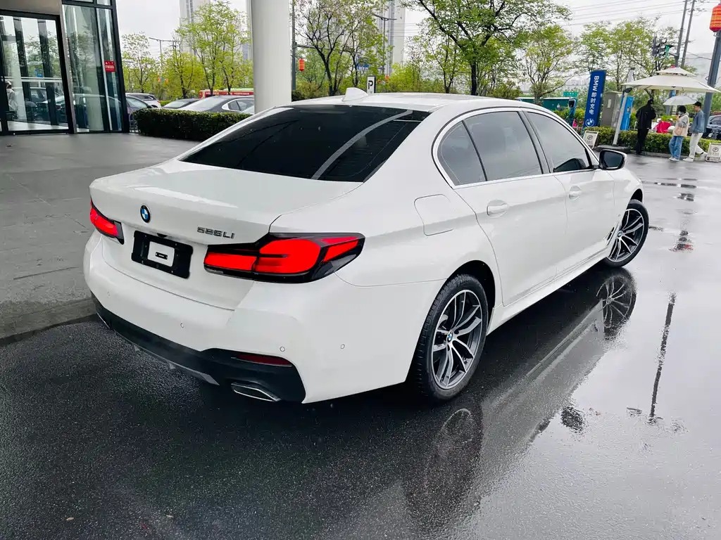 BMW 5 Series 5 2022 525Li M Sport