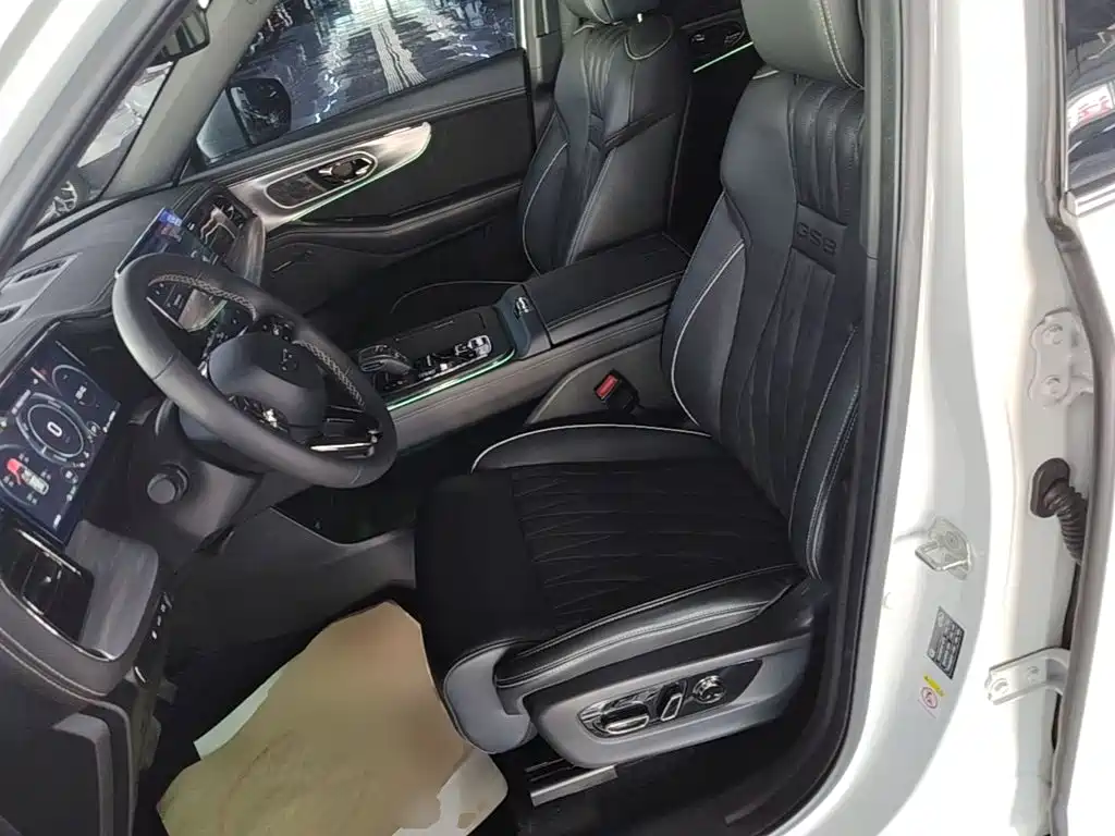 GAC Motor Trumpchi GS8 — миниатюра 15