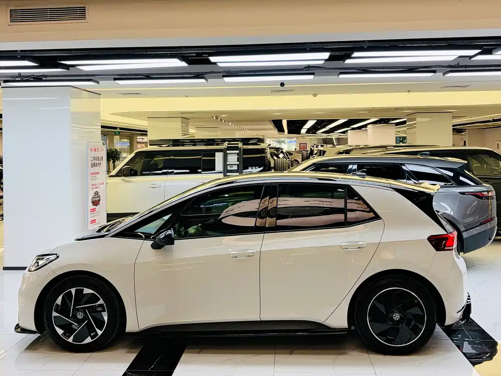 Volkswagen ID.3 — миниатюра 3