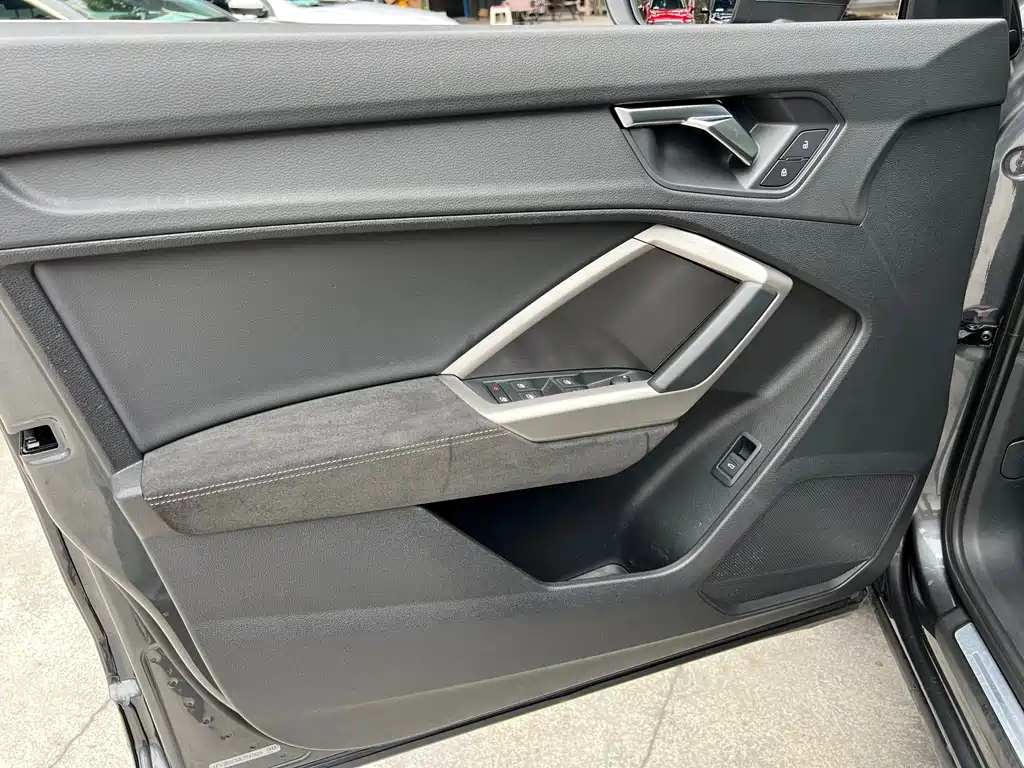 Audi Q3 — миниатюра 7