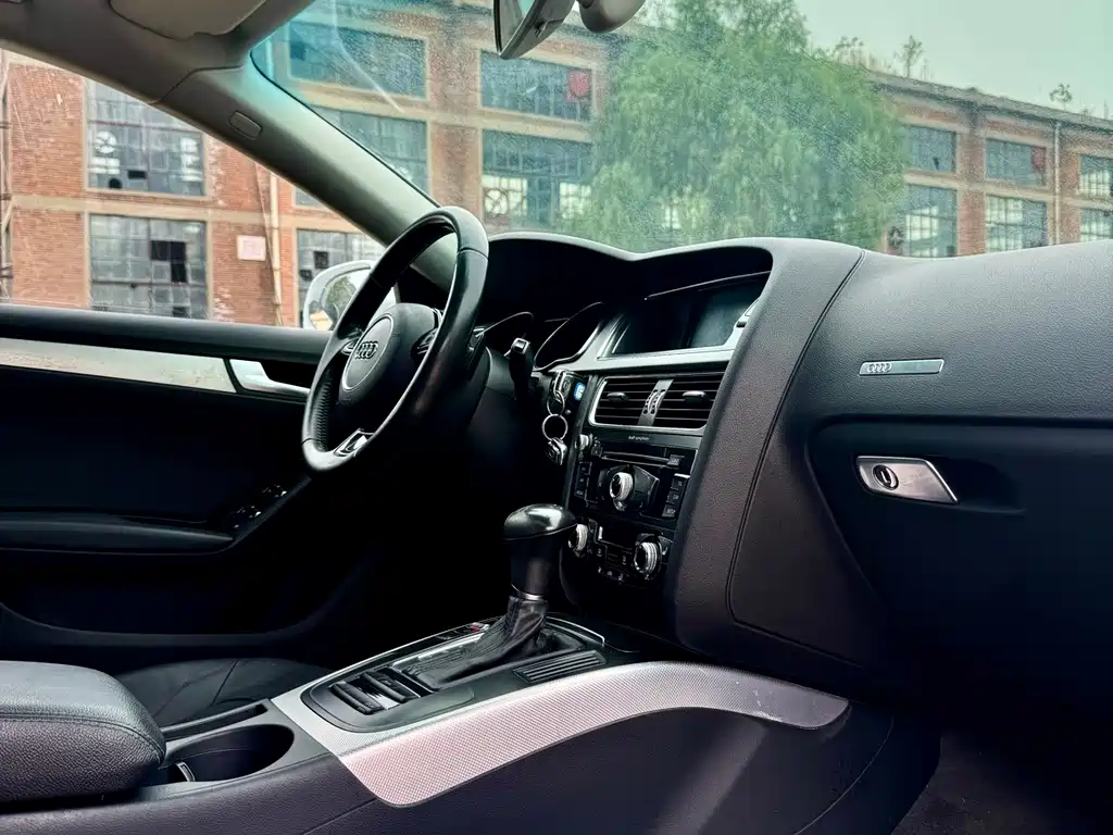 Audi A5 (Import) — миниатюра 7