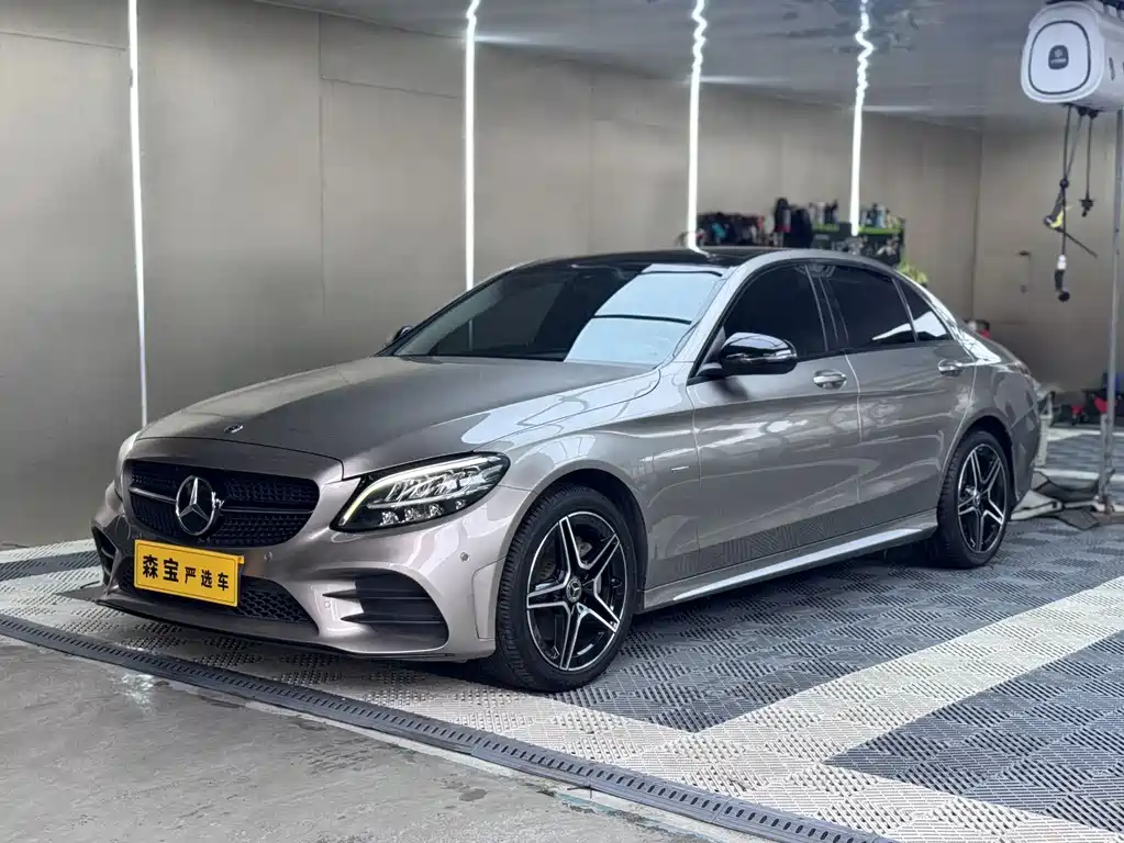 Mercedes-Benz C-Class 2020