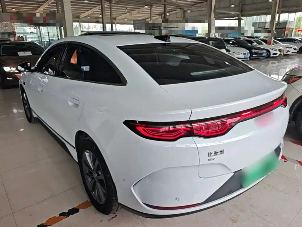 BYD Qin L — миниатюра 5
