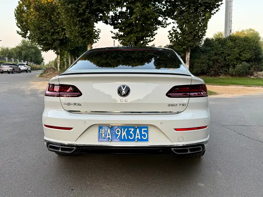 Volkswagen CC — миниатюра 8