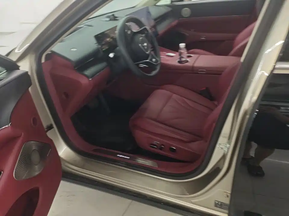 Voyah Passion L L 2026 Ultra