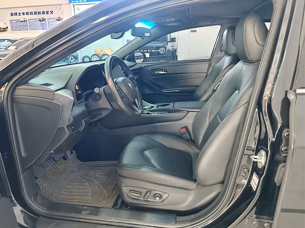 Toyota Avalon — миниатюра 5