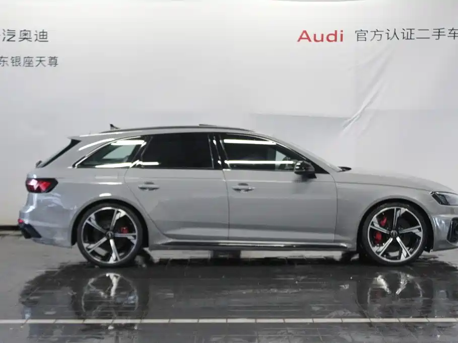 Audi RS 4 — миниатюра 4