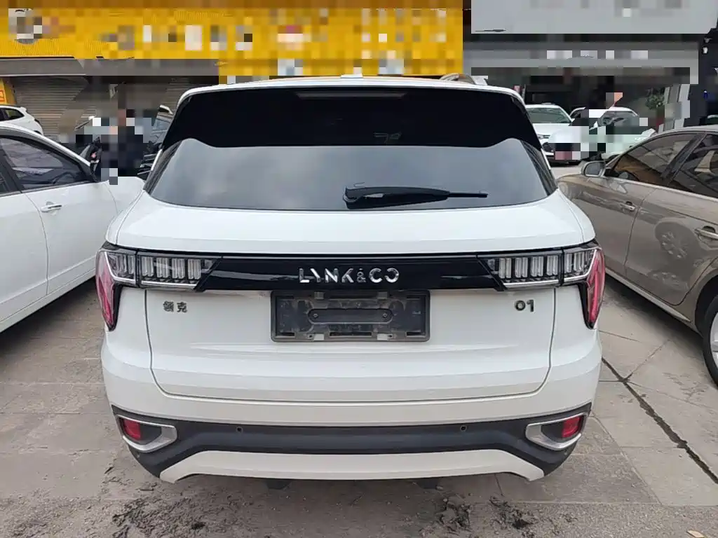 Lynk & Co 01 — миниатюра 6