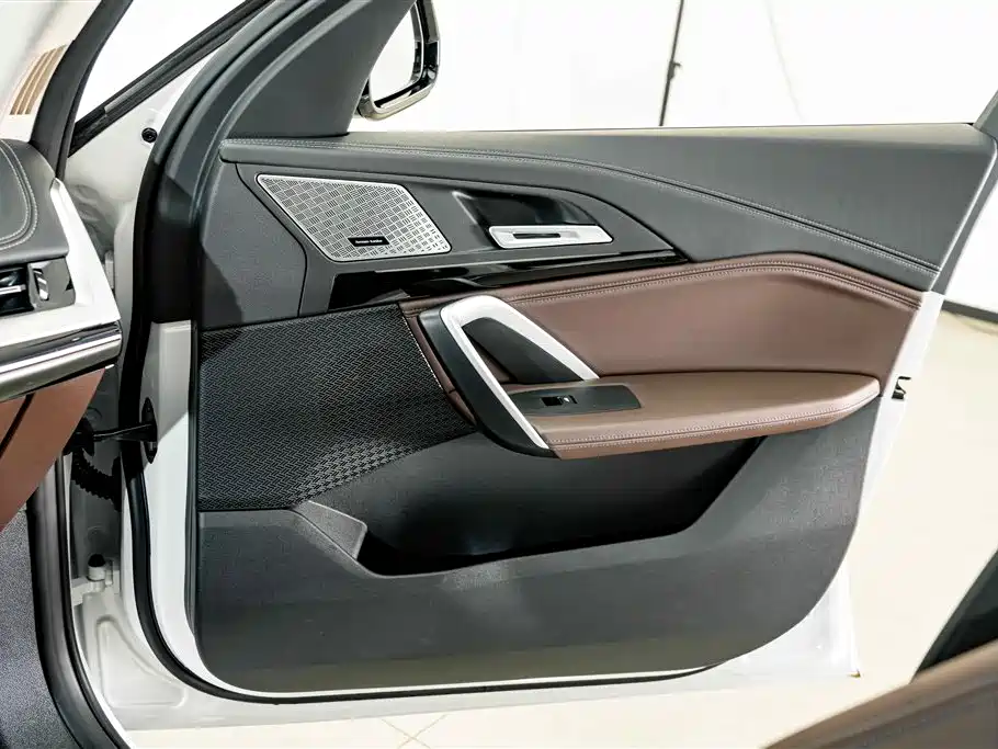 BMW X1 — миниатюра 15