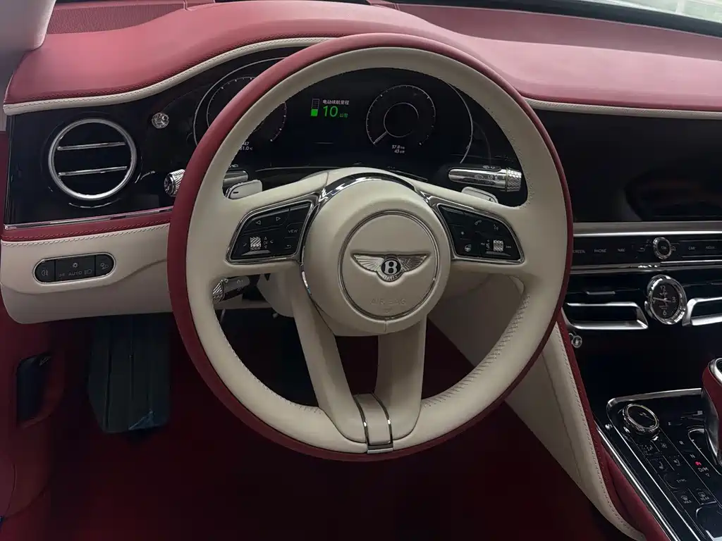 Bentley Flying Spur PHEV — миниатюра 10