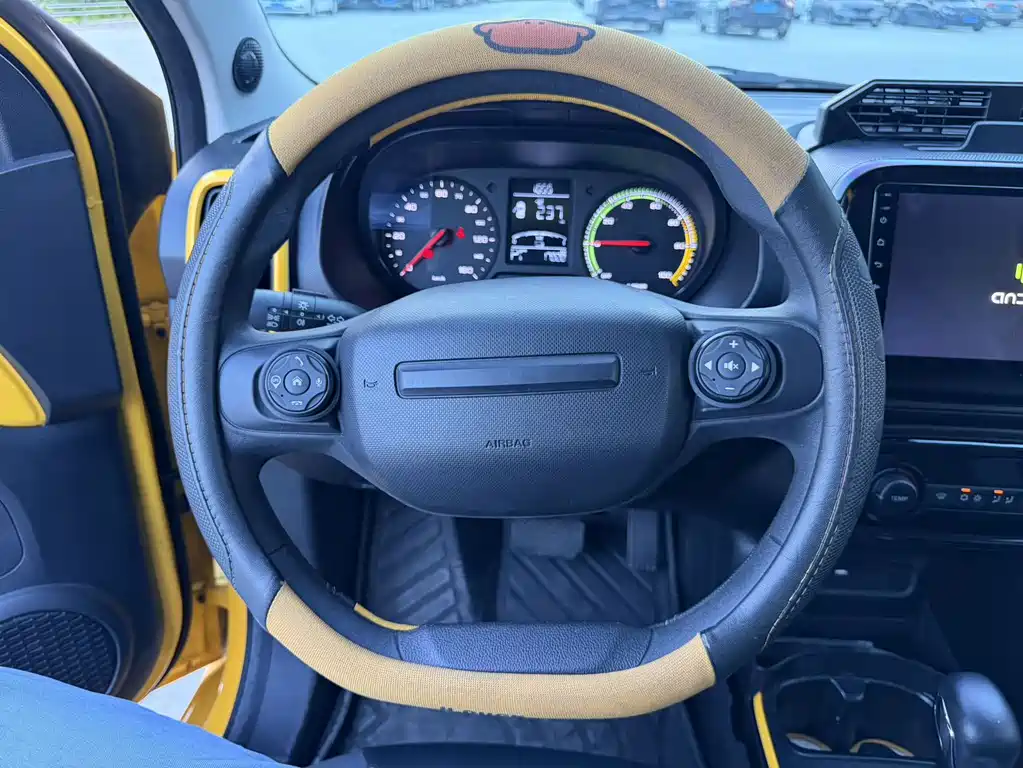 Roewe Clever — миниатюра 14