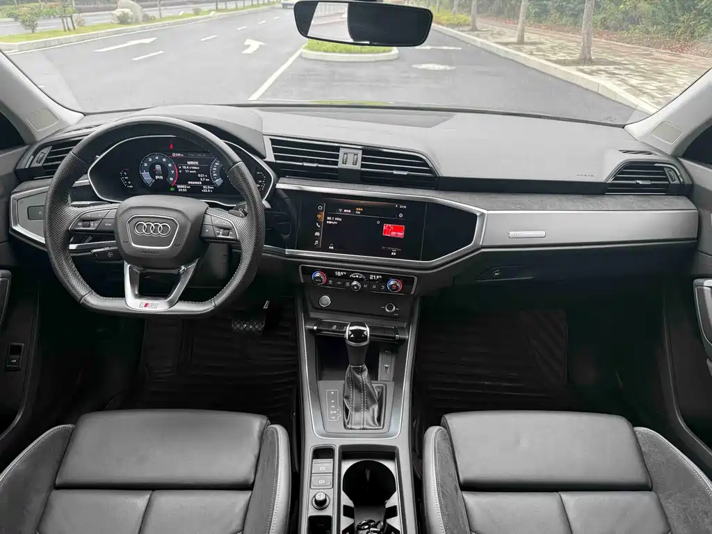 Audi Q3 Sportback — миниатюра 6