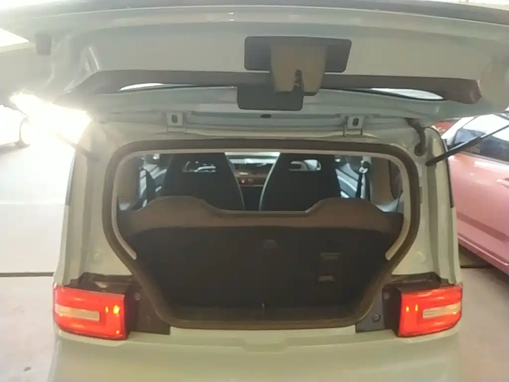 Wuling MINIEV — миниатюра 19