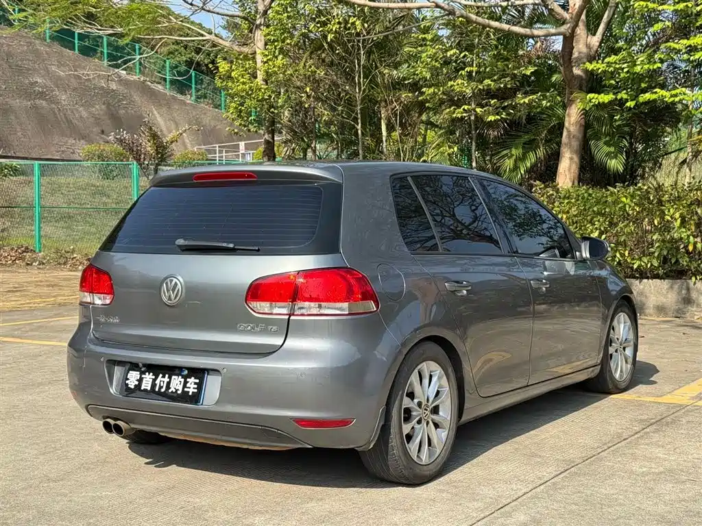 Volkswagen Golf 2011 1.4TSI AT Comfort