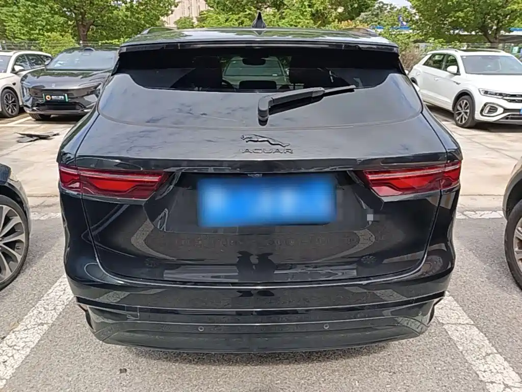 Jaguar F-PACE — миниатюра 6