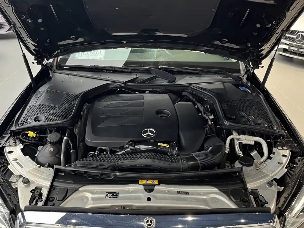 Mercedes-Benz C-Class — миниатюра 19