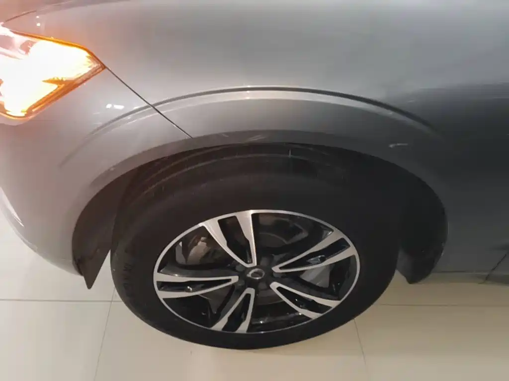 Volvo XC60 — миниатюра 23
