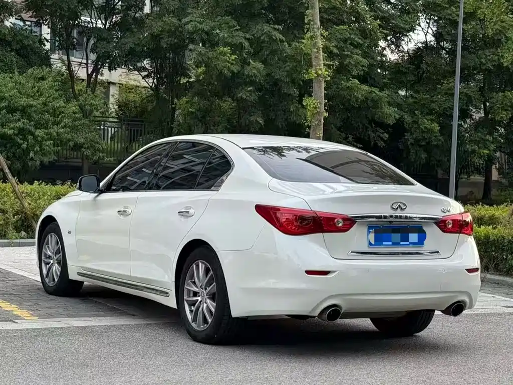 Infiniti Q50L — миниатюра 4