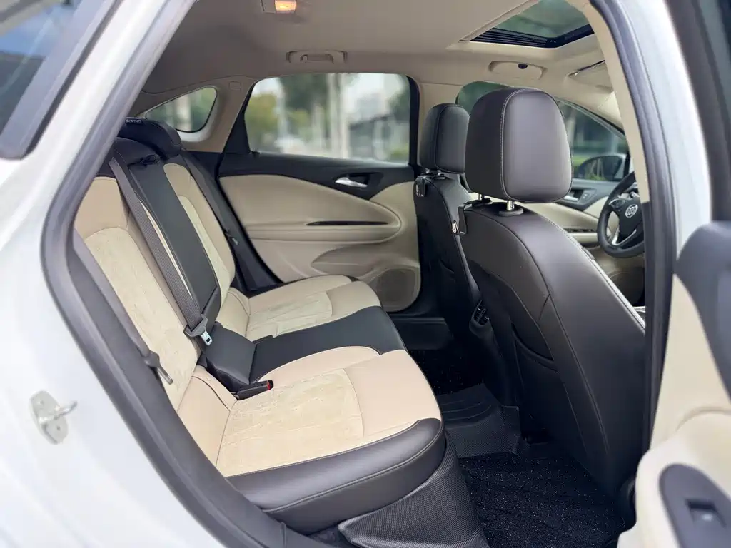 Buick Verano — миниатюра 15