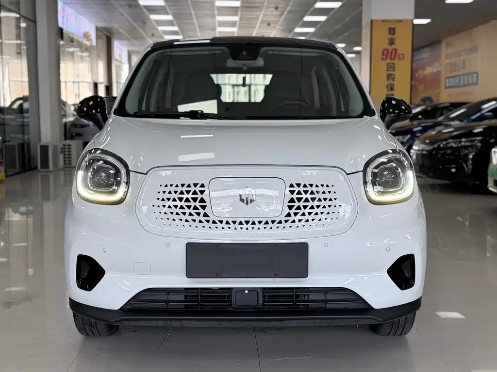 Leapmotor Leapmotor T03 — миниатюра 2