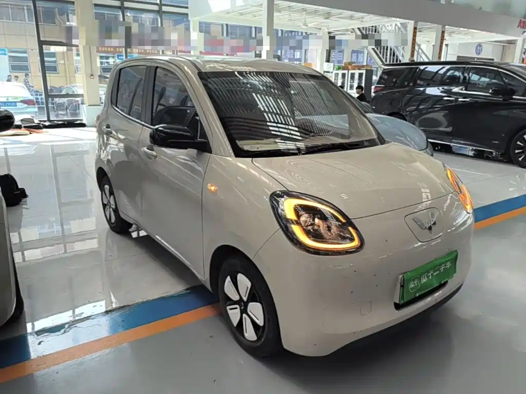 Wuling MINIEV — миниатюра 4