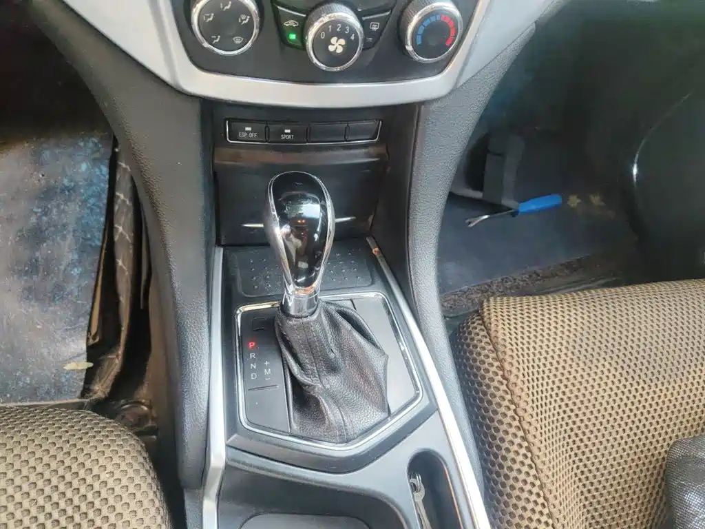 JMC Yusheng S350 — миниатюра 15