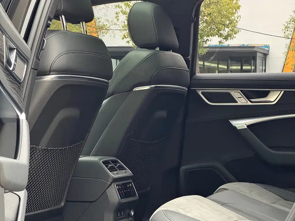 Audi A6L — миниатюра 8