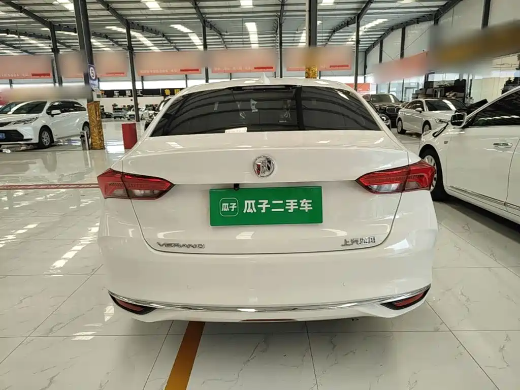 Buick Verano — миниатюра 6