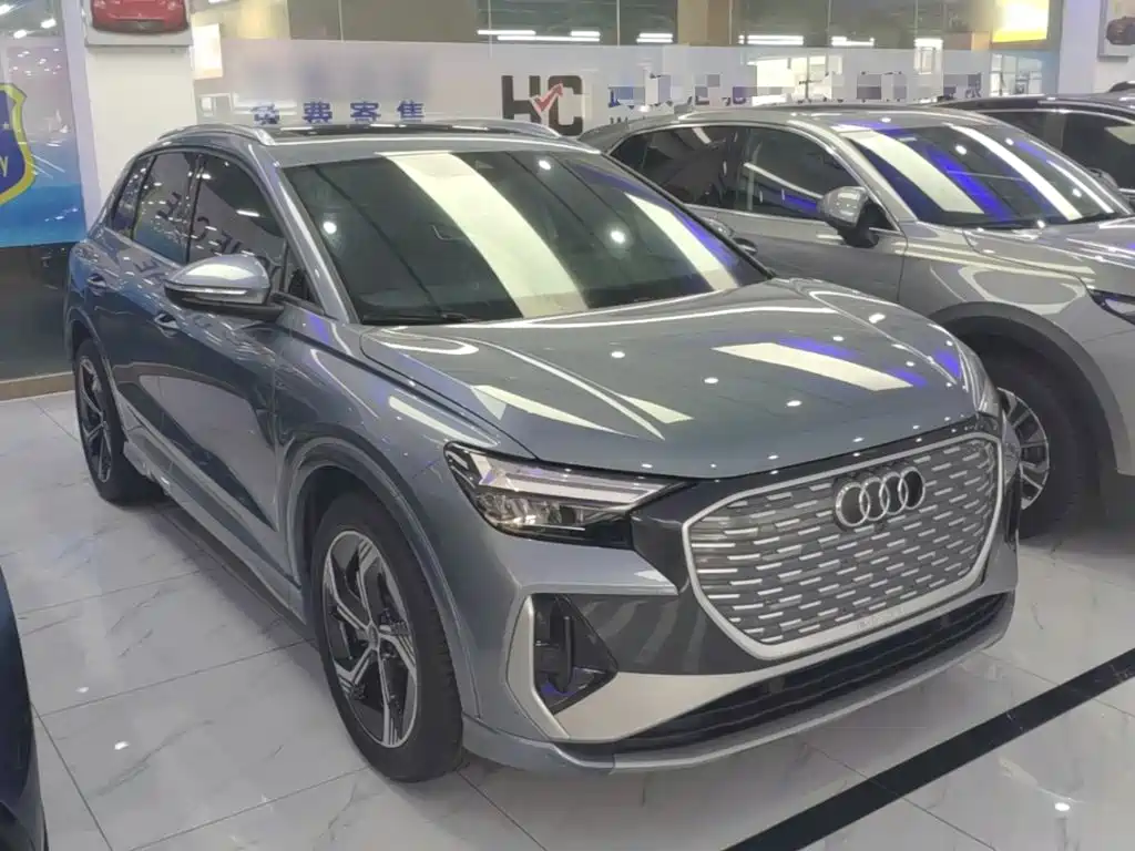 Audi Q4 e-tron — миниатюра 4