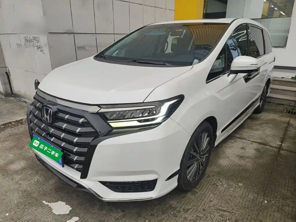 Honda Elysion — миниатюра 2