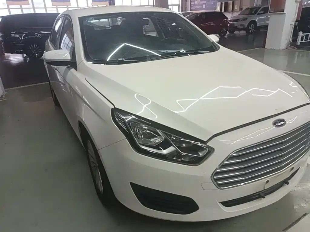 Ford Escort — миниатюра 4