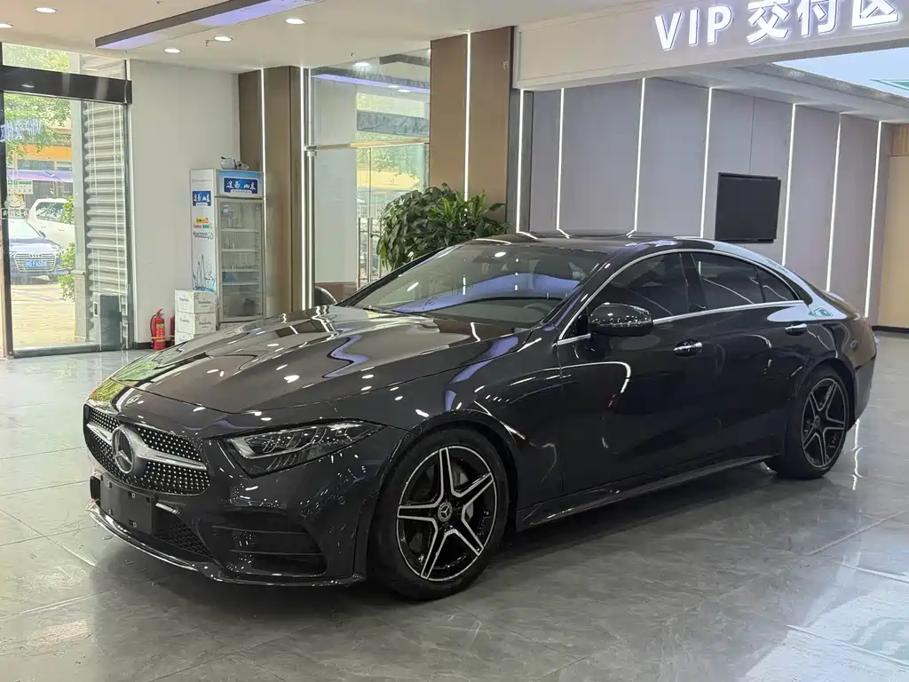 Mercedes-Benz CLS