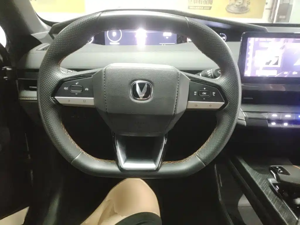 Changan UNI-V — миниатюра 11