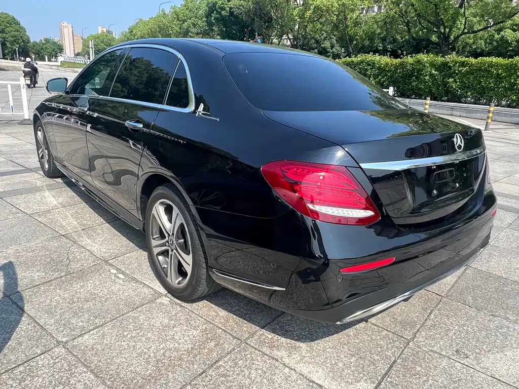 Mercedes-Benz E-Class E 2020 E 260 L Sport