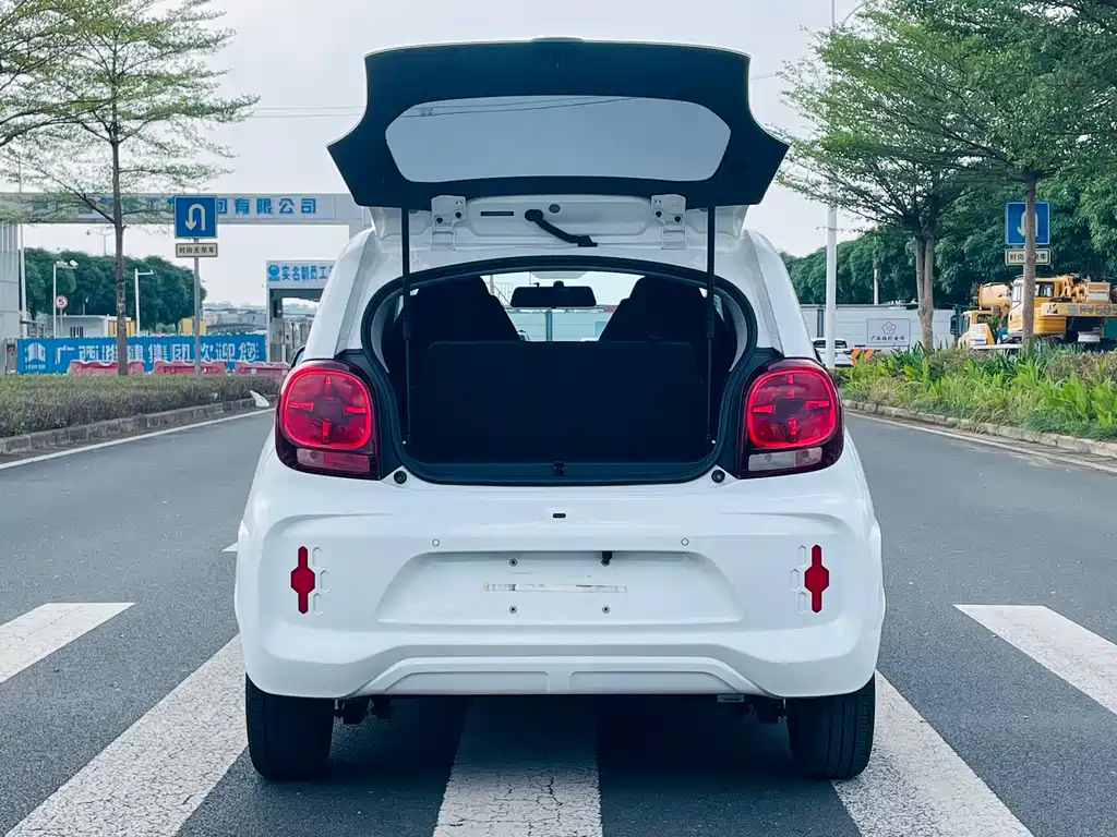 Roewe Clever — миниатюра 9