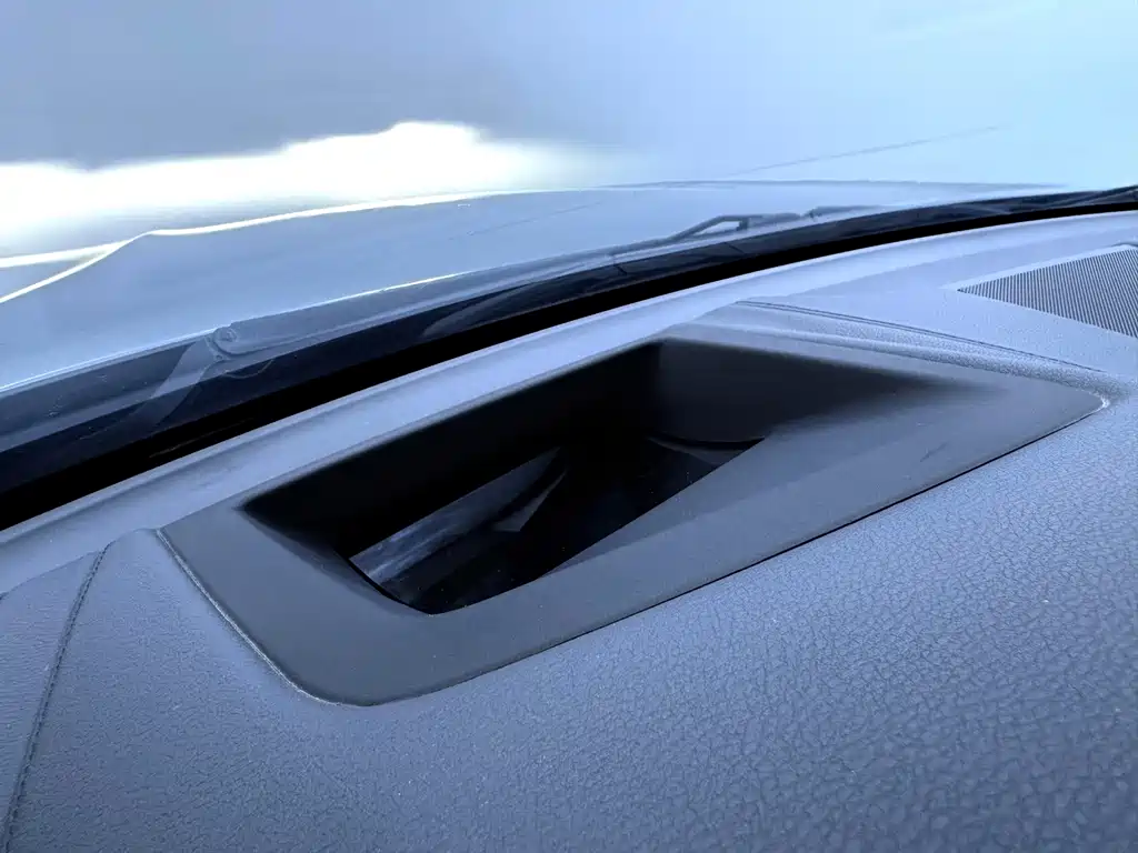 BMW X6 — миниатюра 23