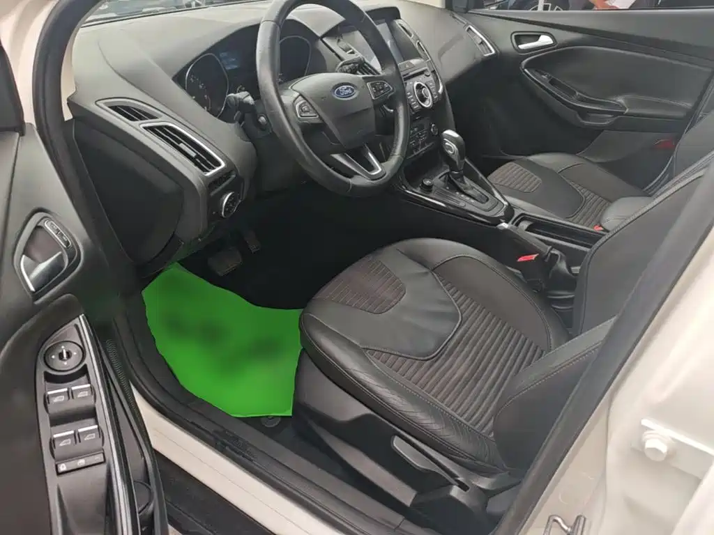 Ford Focus — миниатюра 16