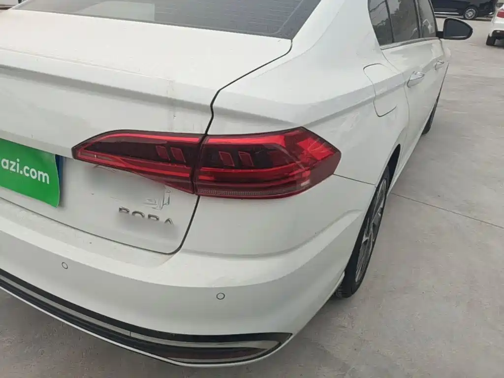 Volkswagen Bora — миниатюра 8