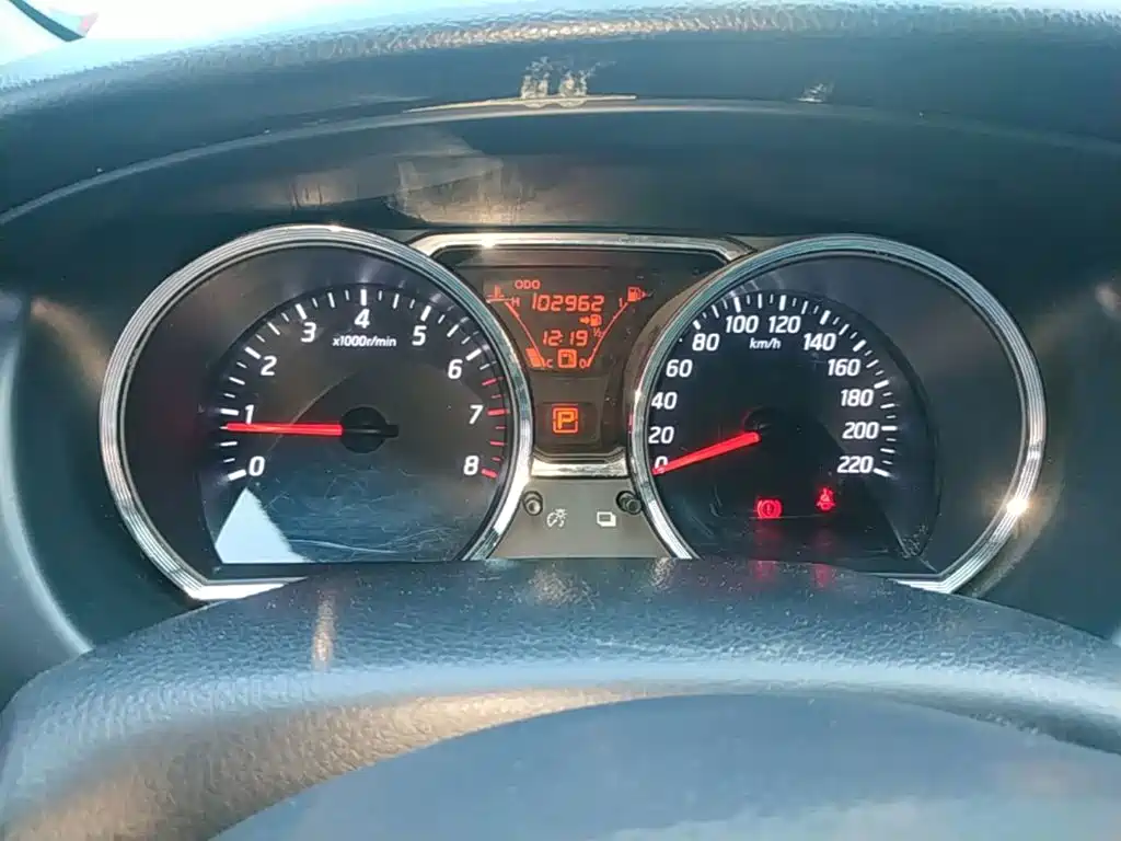Nissan Livina — миниатюра 12