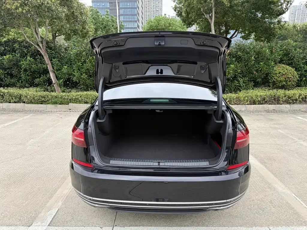 Volkswagen Passat PHEV — миниатюра 19
