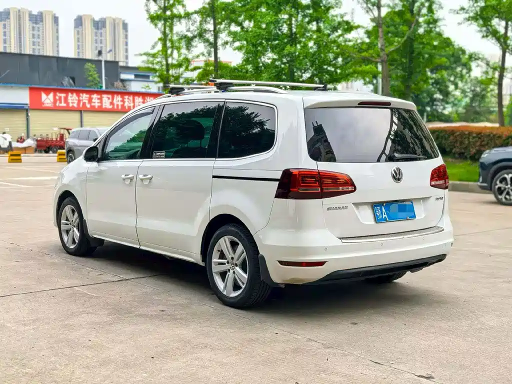 Volkswagen Xia 2016 380TSI 7 мест