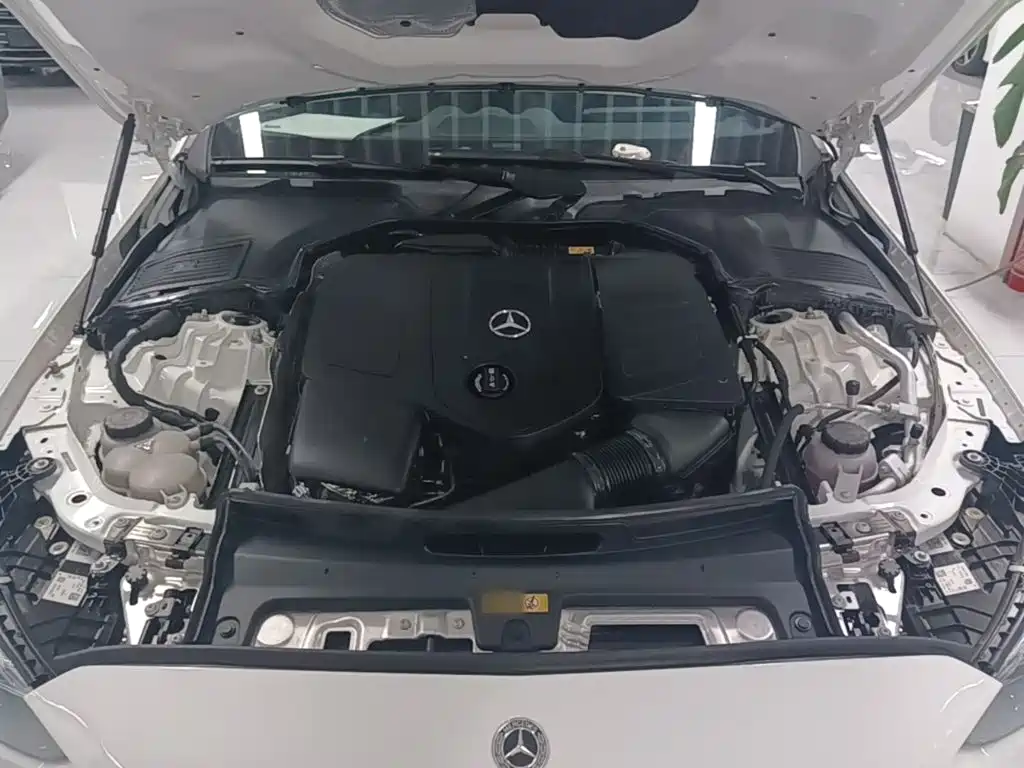 Mercedes-Benz C-Class — миниатюра 20