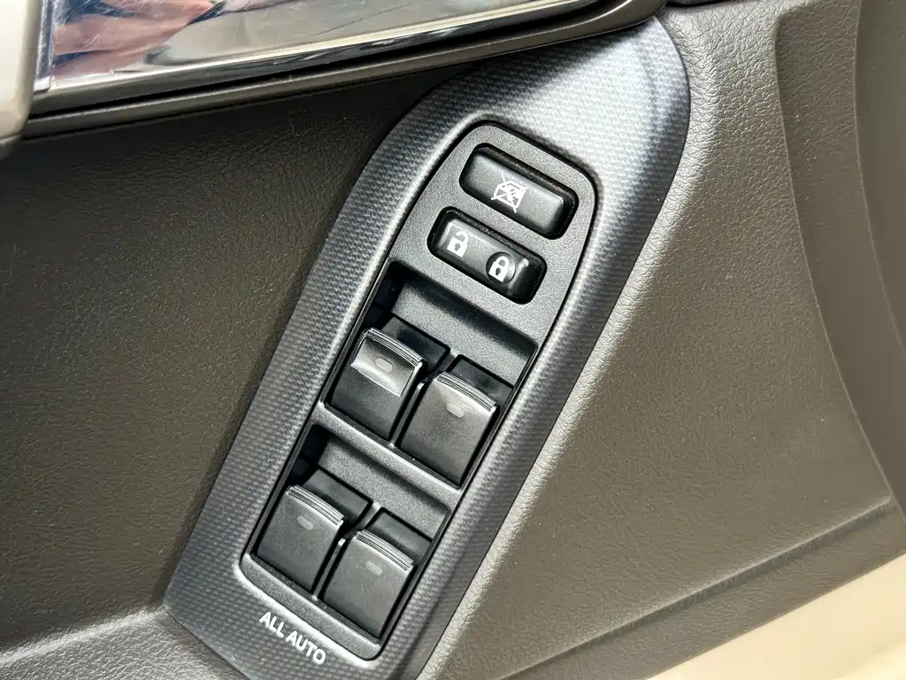 Toyota Prado — миниатюра 25