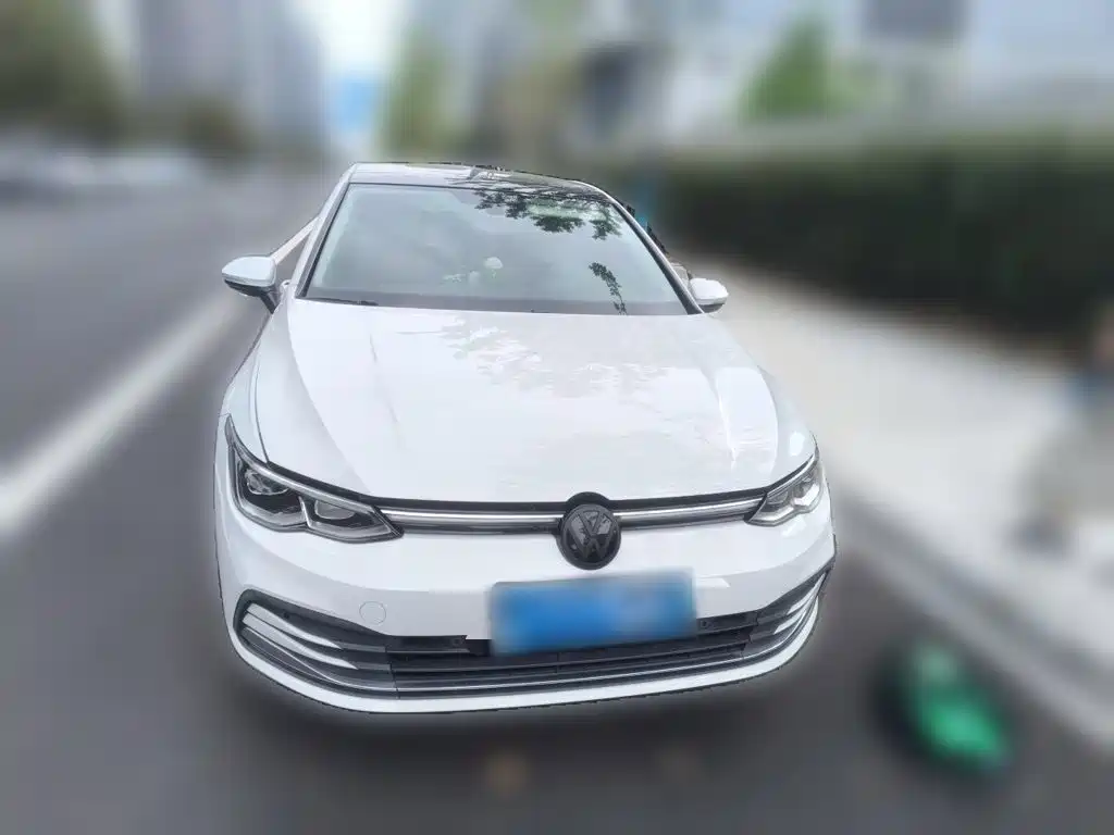 Volkswagen Golf — миниатюра 2