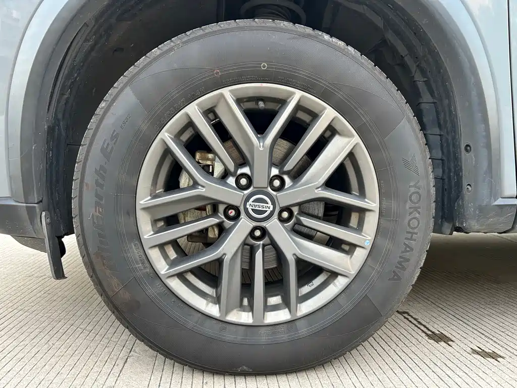 Nissan X-Trail — миниатюра 23