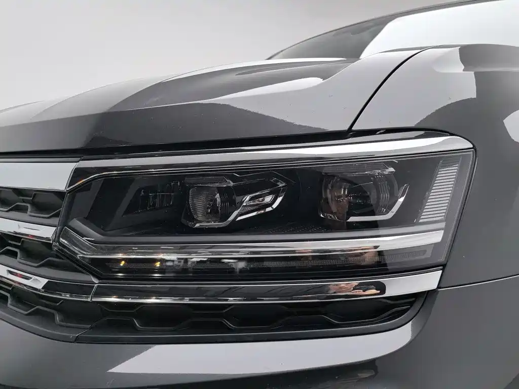Volkswagen Teramont — миниатюра 7
